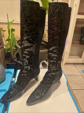 Glossy Black Croc-Embossed Knee Boots with Kitten Heel